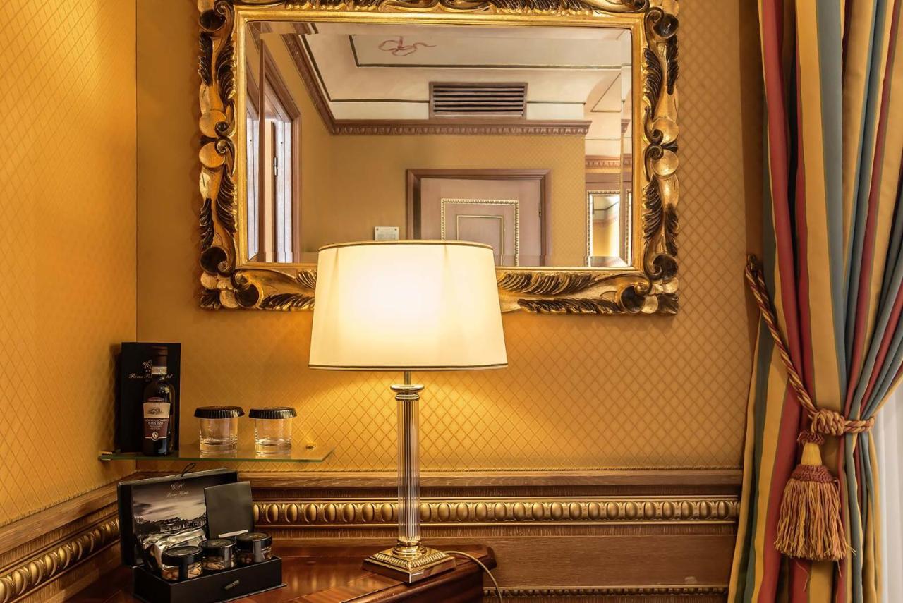 River Palace Hotel Rome Bagian luar foto