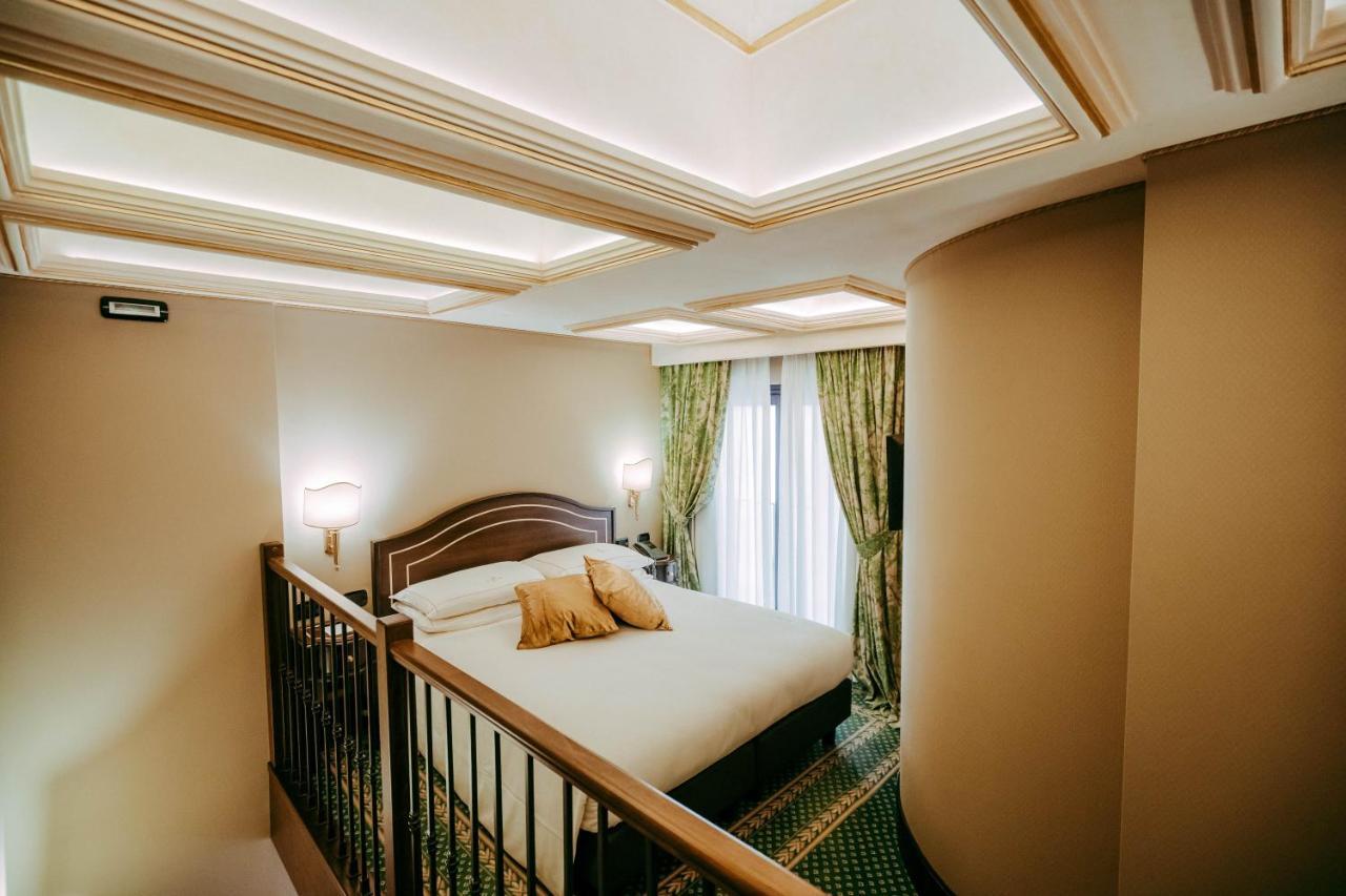 River Palace Hotel Rome Bagian luar foto
