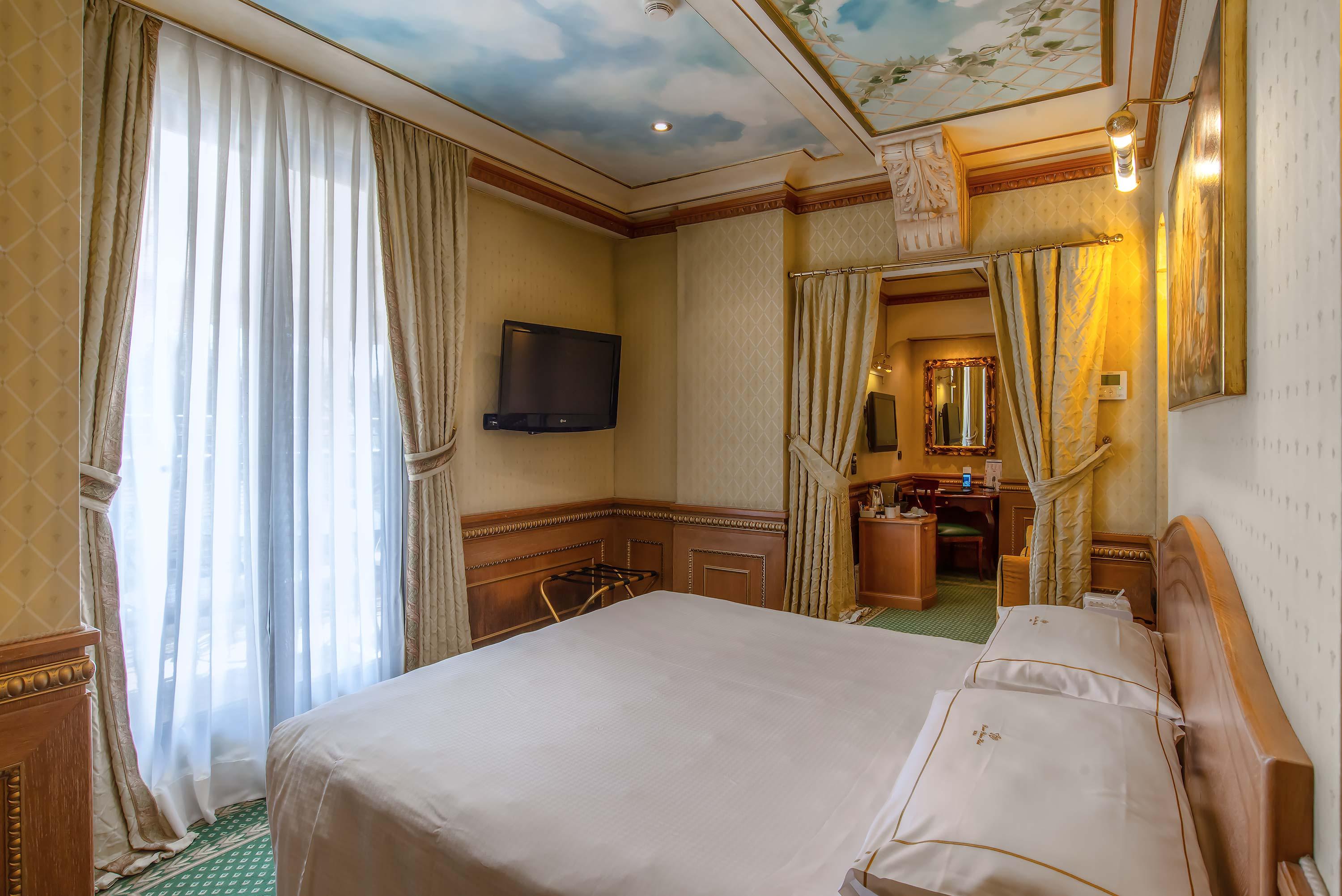 River Palace Hotel Rome Bagian luar foto